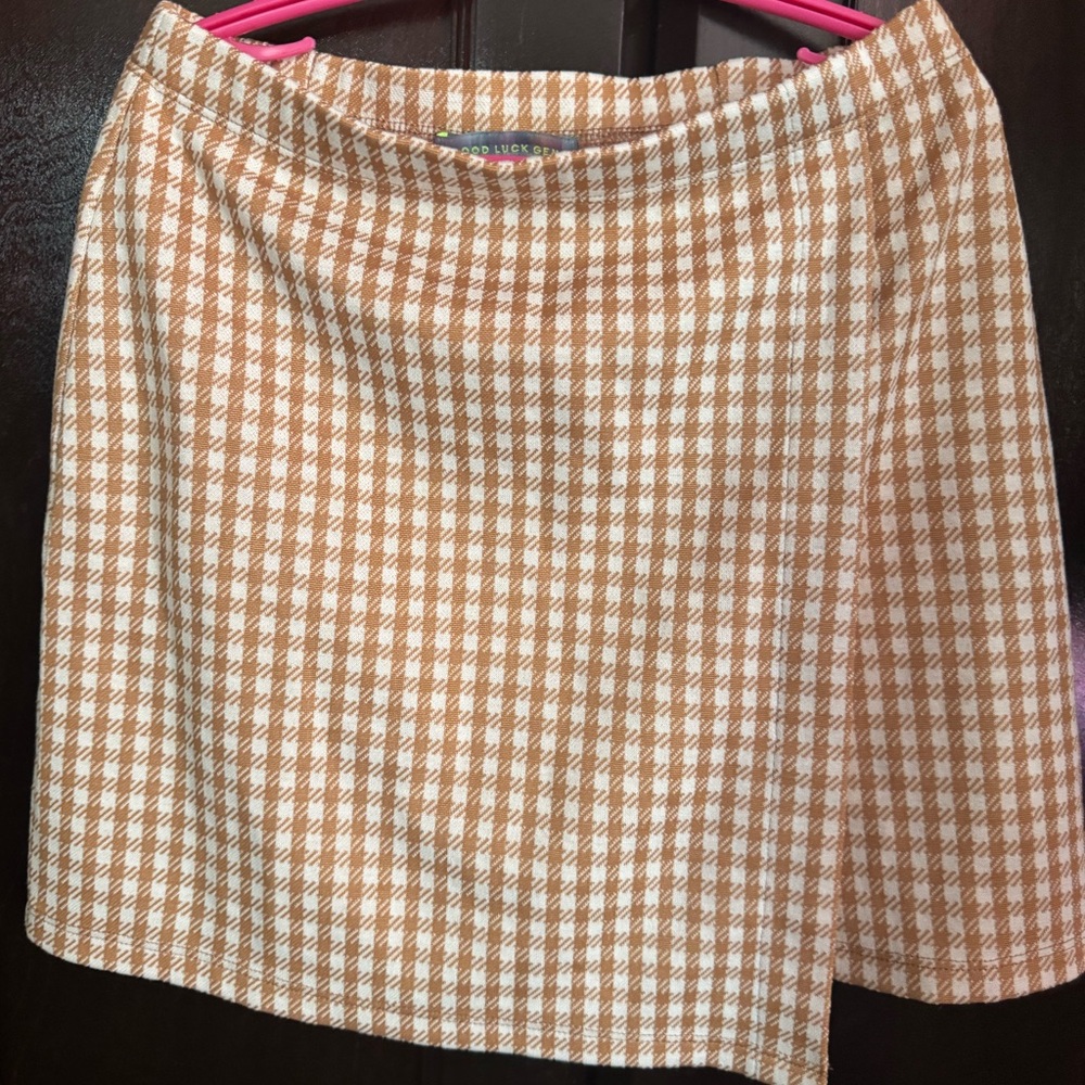 Good Luck Gem Tan and White Houndstooth Mini Skirt